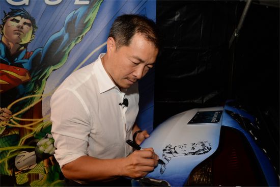 Justice League Car and Jim Lee