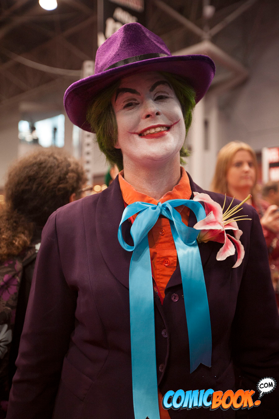 nycc-cosplay-burton-joker-closeup